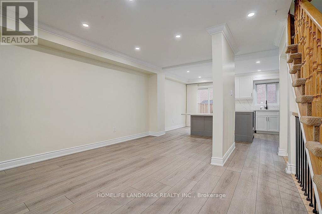 6922 Yarrow Avenue, Mississauga, Ontario  L5N 6Z9 - Photo 16 - W12785928