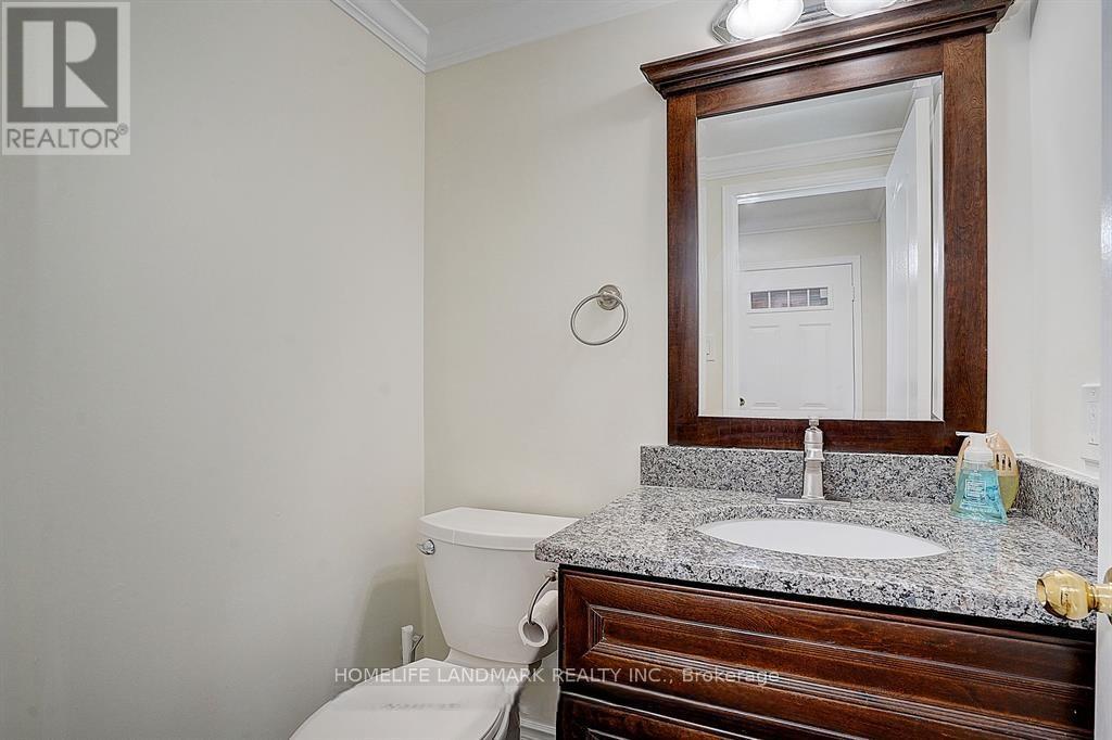 6922 Yarrow Avenue, Mississauga, Ontario  L5N 6Z9 - Photo 6 - W12785928