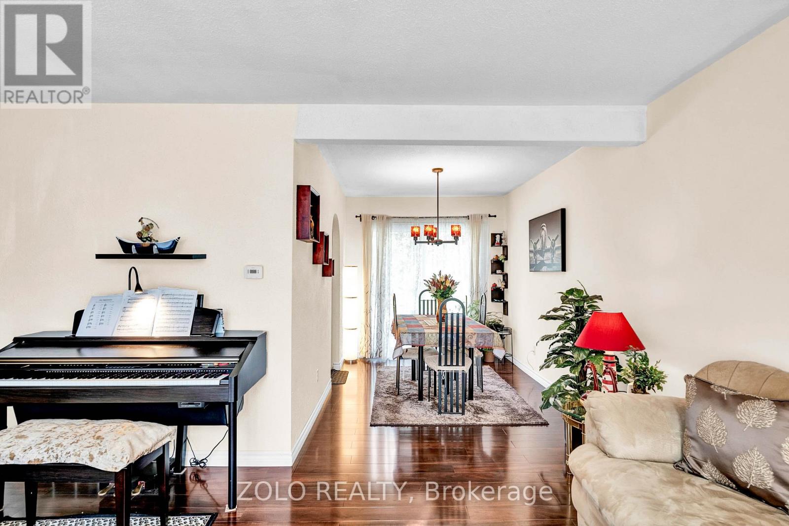 129 Folkstone Crescent, Brampton, Ontario  L6T 3M6 - Photo 7 - W12785960