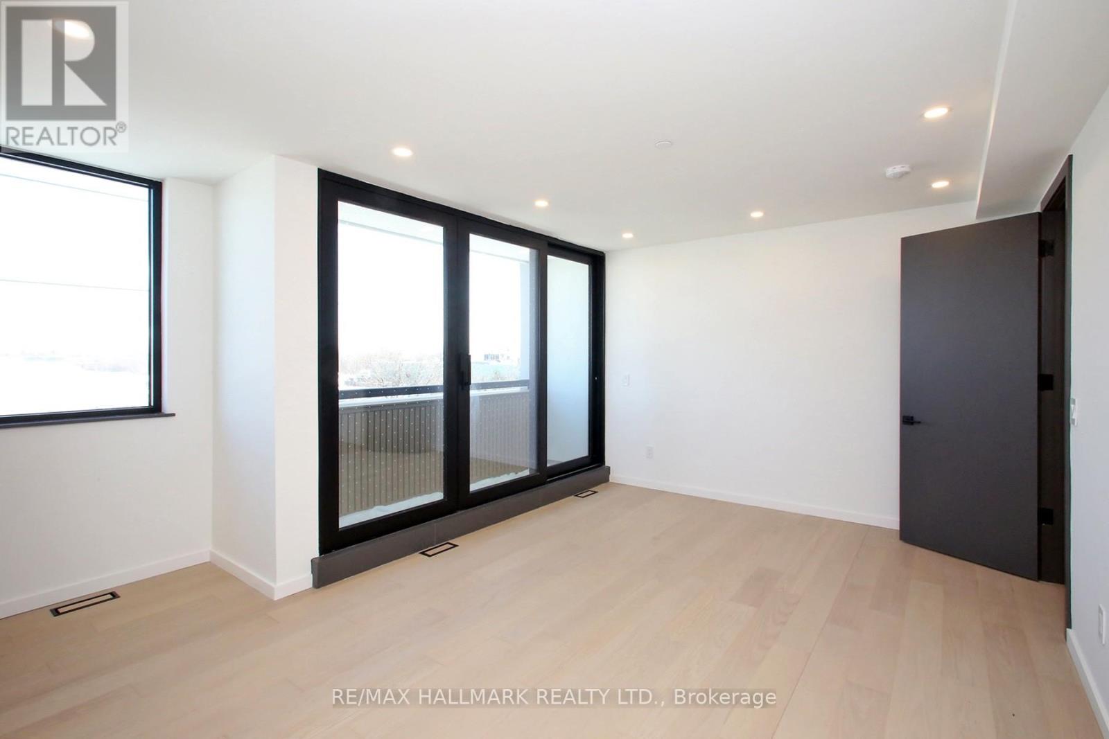 204 Browns Line Drive, Toronto, Ontario  M8W 3T4 - Photo 14 - W12785968