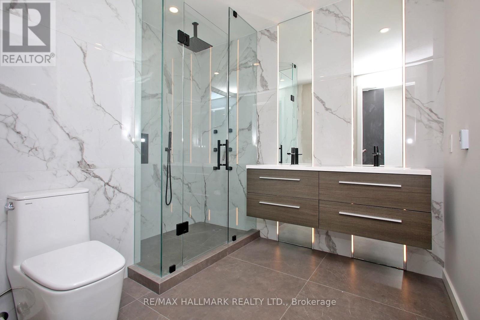 204 Browns Line Drive, Toronto, Ontario  M8W 3T4 - Photo 15 - W12785968