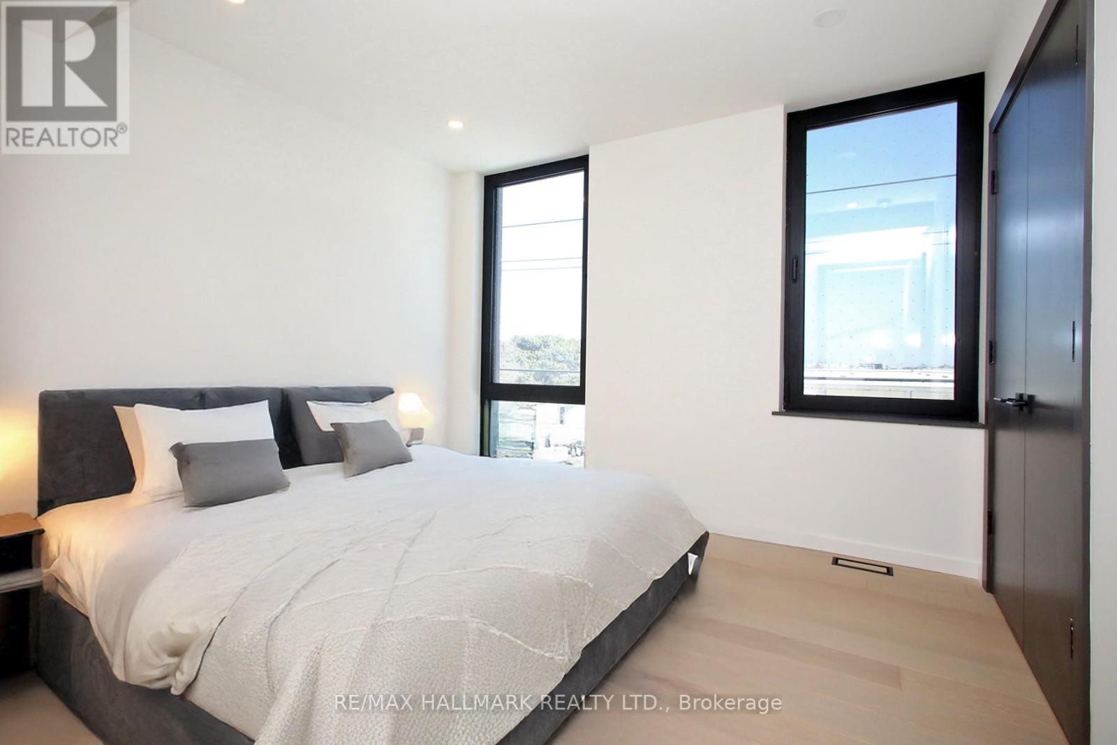 204 Browns Line Drive, Toronto, Ontario  M8W 3T4 - Photo 18 - W12785968