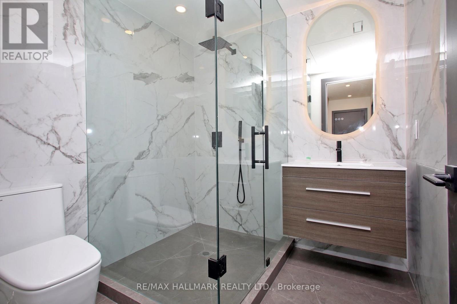 204 Browns Line Drive, Toronto, Ontario  M8W 3T4 - Photo 19 - W12785968