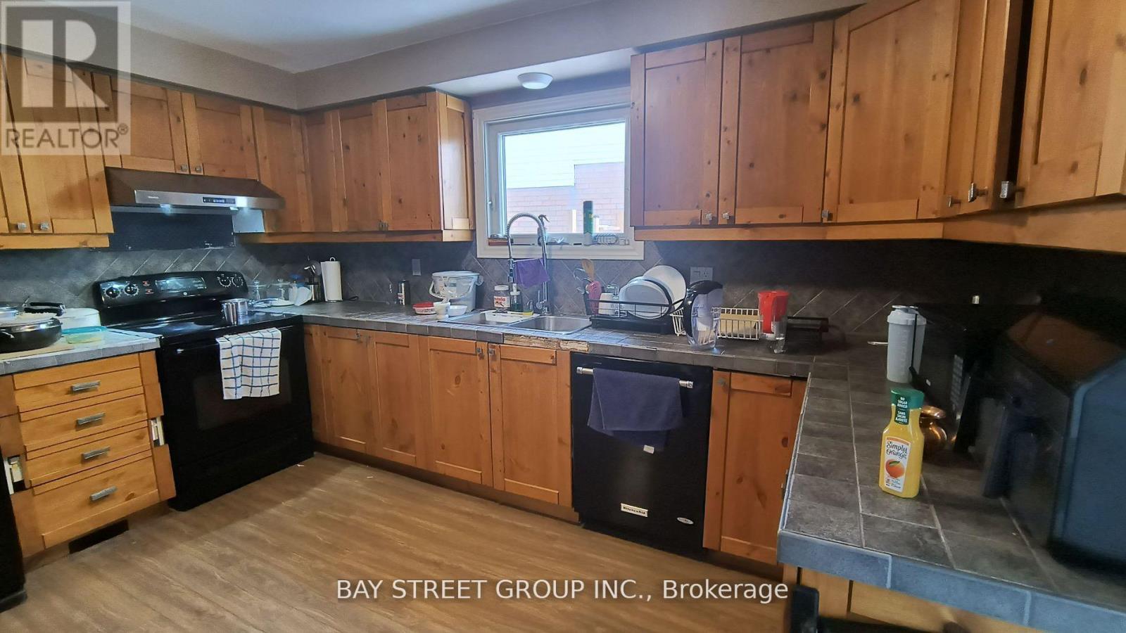 3503 Cherrington Crescent, Mississauga, Ontario  L5L 5C2 - Photo 6 - W12785974