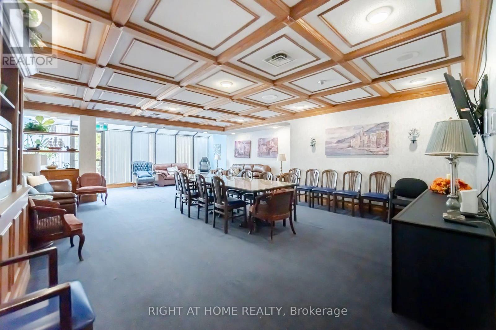 208 - 1360 Rathburn Road E, Mississauga, Ontario  L4W 4H4 - Photo 13 - W12785994