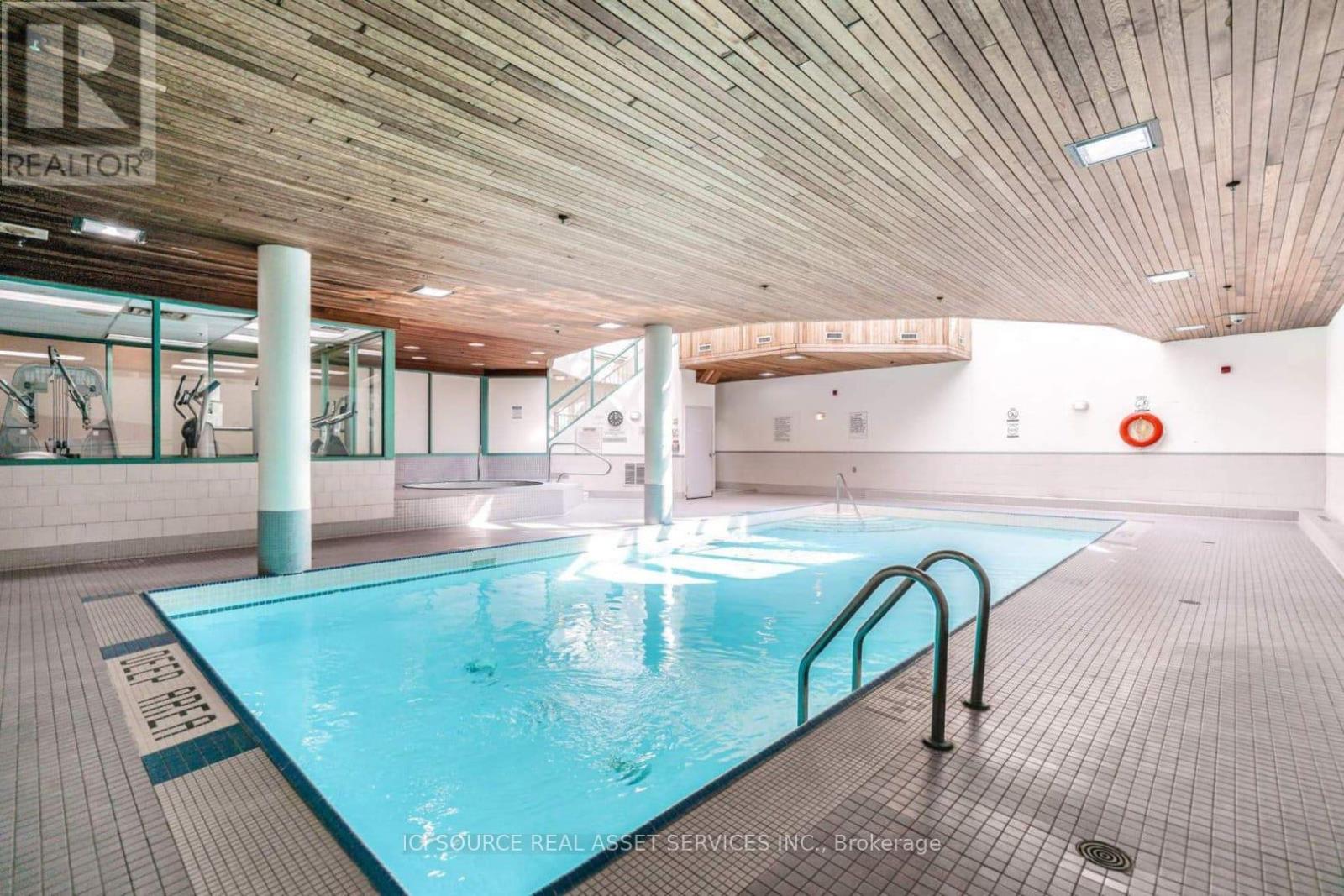 1609 - 101 Subway Crescent, Toronto, Ontario  M9B 6K4 - Photo 11 - W12785996