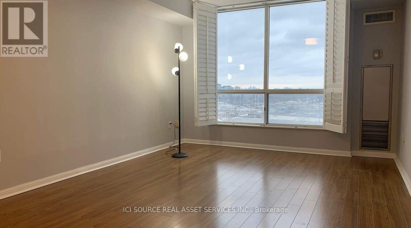 1609 - 101 Subway Crescent, Toronto, Ontario  M9B 6K4 - Photo 3 - W12785996