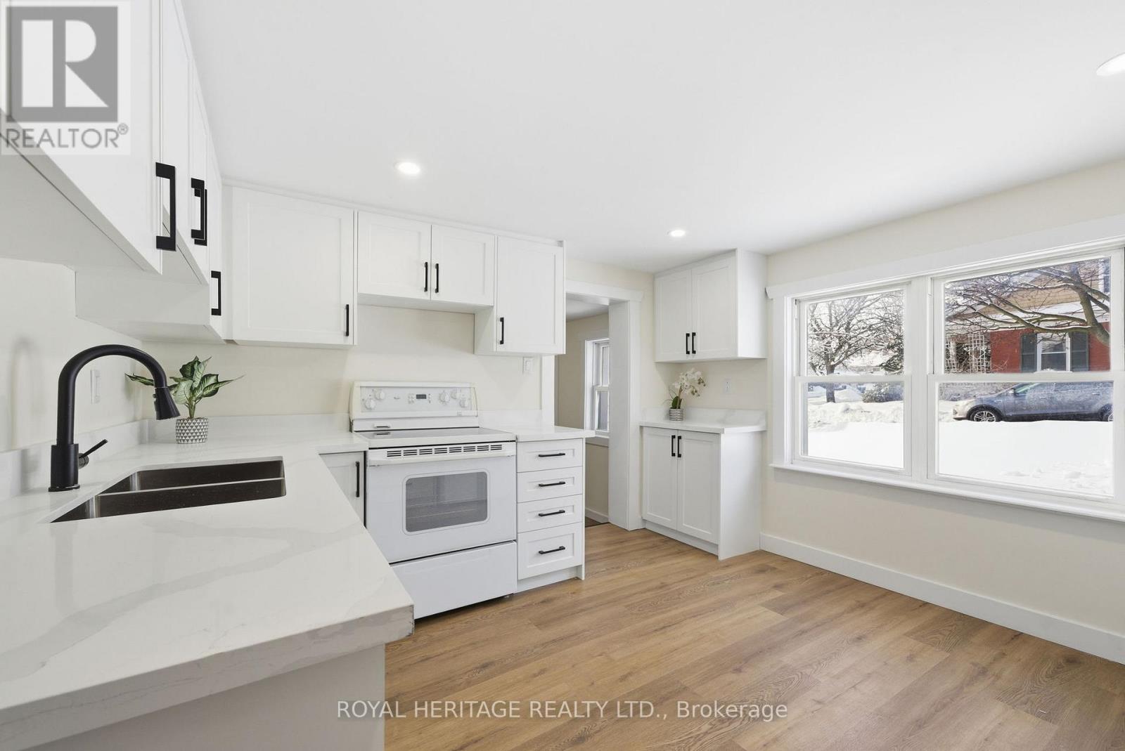 18 Spring Street, Quinte West, Ontario  K8V 3Y5 - Photo 7 - X12785982