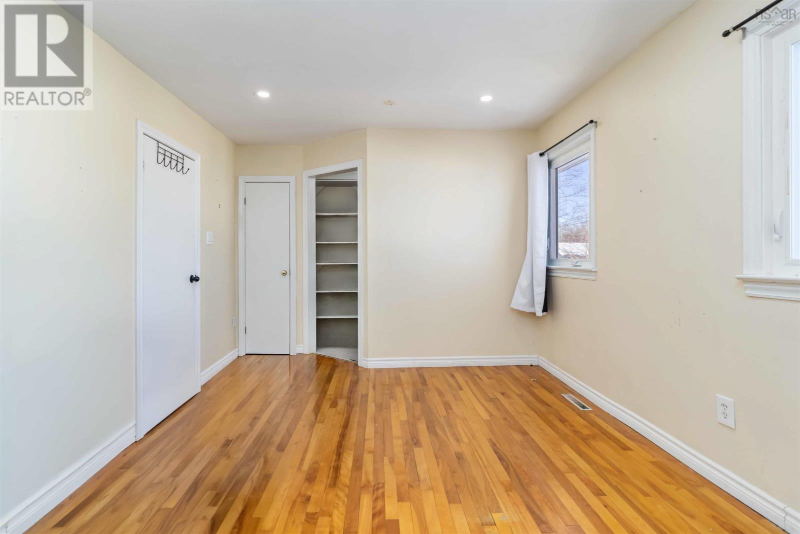 24 Laurie Drive, Lower Sackville, Nova Scotia  B4E 1G2 - Photo 18 - 202602687