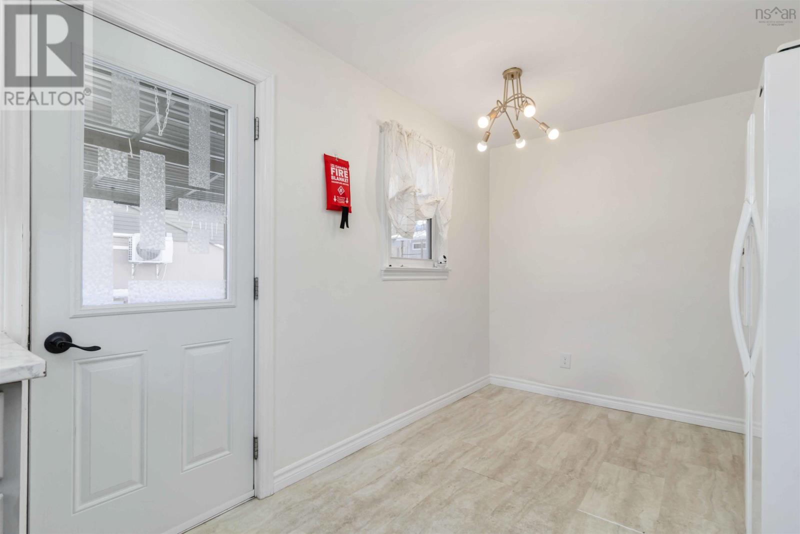 24 Laurie Drive, Lower Sackville, Nova Scotia  B4E 1G2 - Photo 21 - 202602687