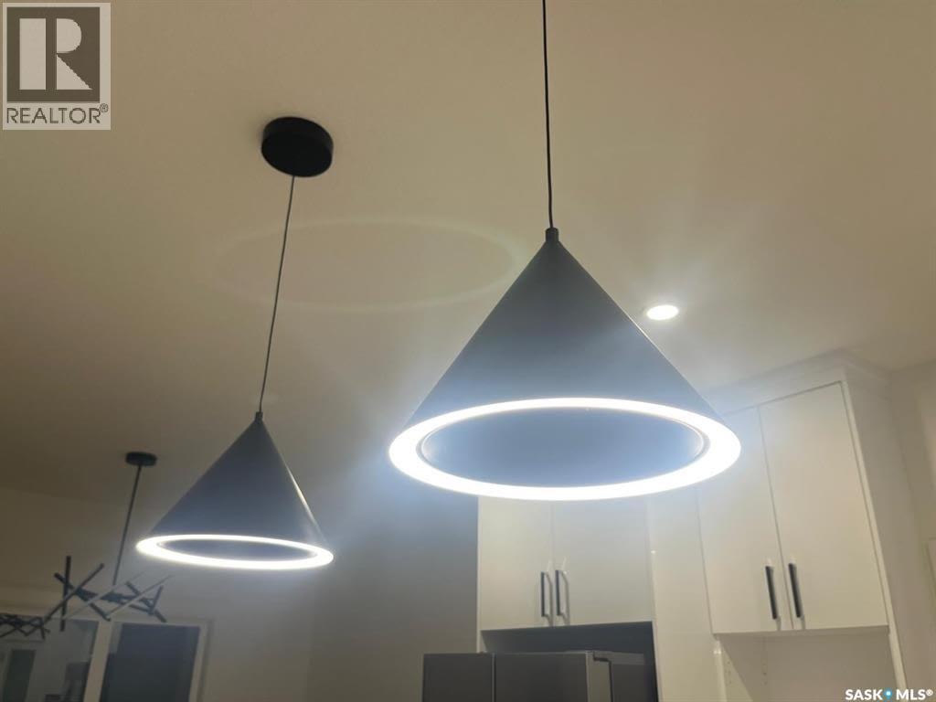 238 Stromberg Court, Saskatoon, Saskatchewan  S7L 6M9 - Photo 2 - SK028496