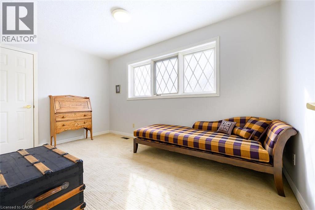 33 Walnut Drive, Guelph, Ontario  N1E 4B4 - Photo 32 - 40804729