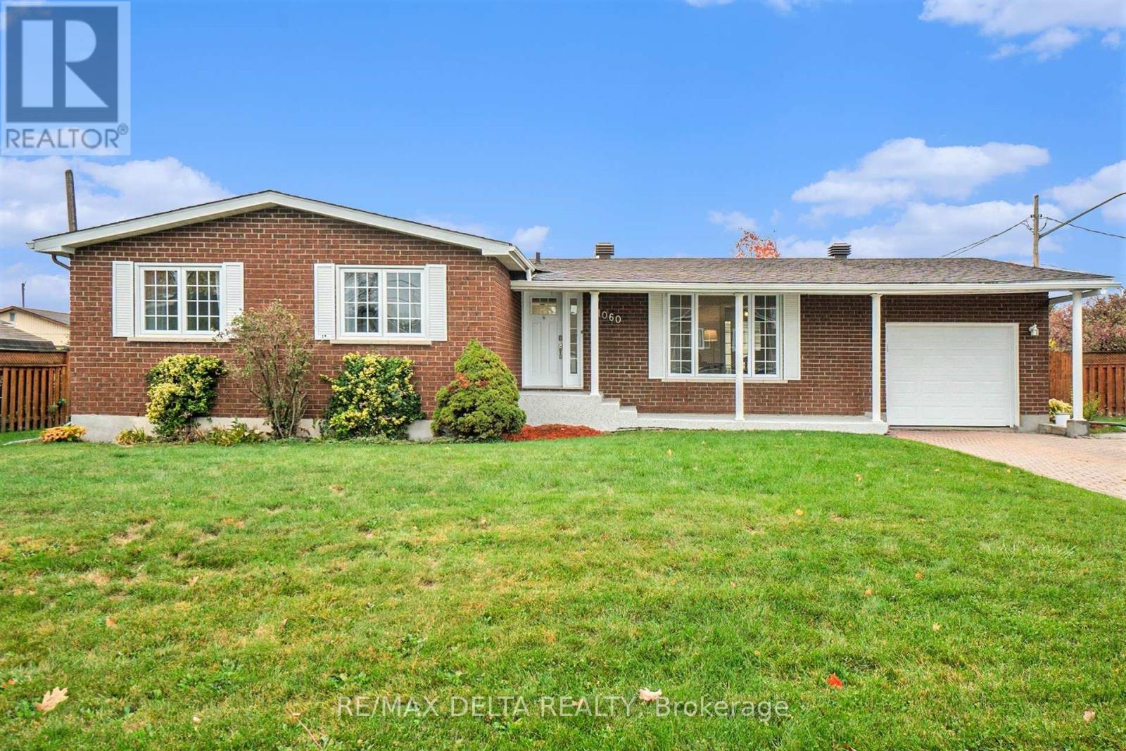 1060 St Jacques Street, Clarence-Rockland, Ontario  K4K 1B8 - Photo 3 - X12786046