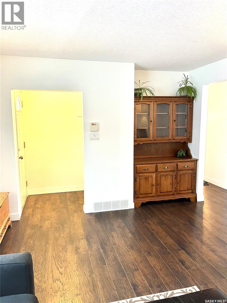 44 Mccusker Avenue, Regina, Saskatchewan  S4R 4L6 - Photo 17 - SK028388