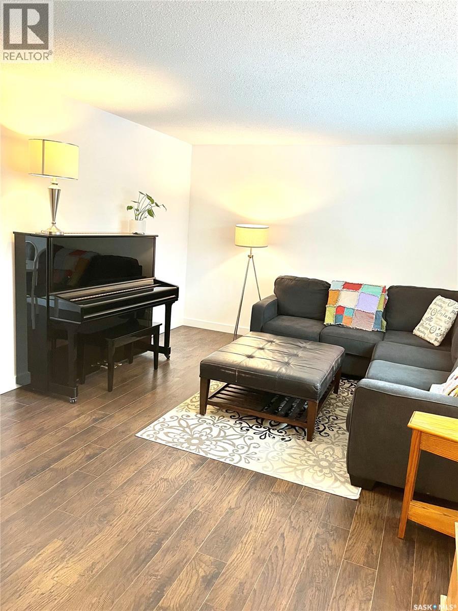 44 Mccusker Avenue, Regina, Saskatchewan  S4R 4L6 - Photo 16 - SK028388