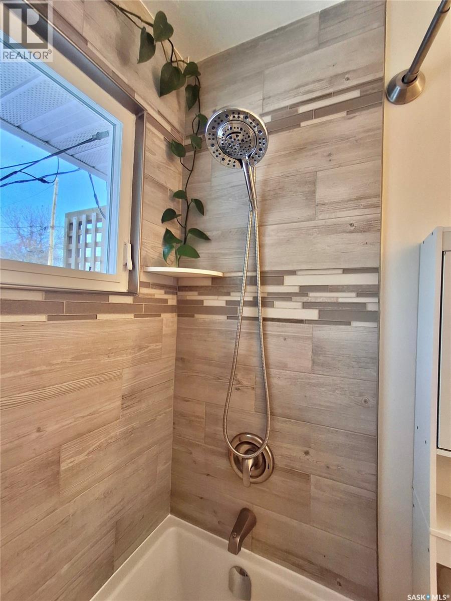 44 Mccusker Avenue, Regina, Saskatchewan  S4R 4L6 - Photo 27 - SK028388