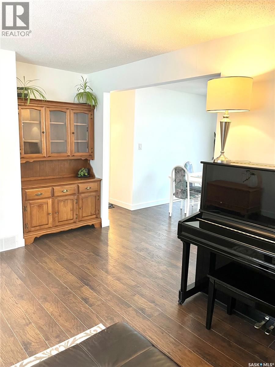 44 Mccusker Avenue, Regina, Saskatchewan  S4R 4L6 - Photo 18 - SK028388