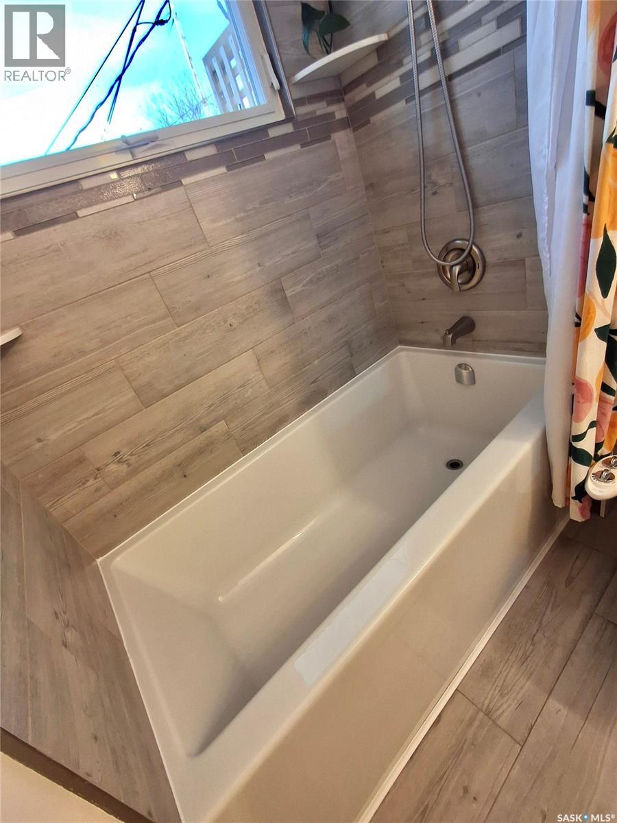 44 Mccusker Avenue, Regina, Saskatchewan  S4R 4L6 - Photo 26 - SK028388