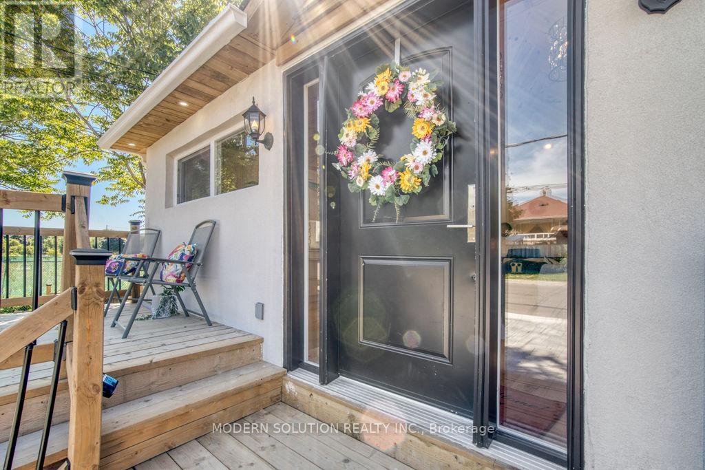 43 Harmony Avenue, Toronto, Ontario  M1K 3L6 - Photo 2 - E12786026