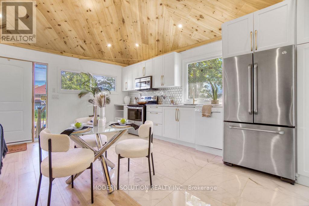 43 Harmony Avenue, Toronto, Ontario  M1K 3L6 - Photo 6 - E12786026