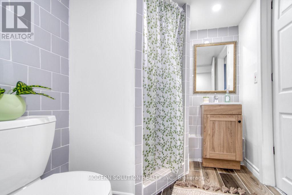 43 Harmony Avenue, Toronto, Ontario  M1K 3L6 - Photo 14 - E12786042