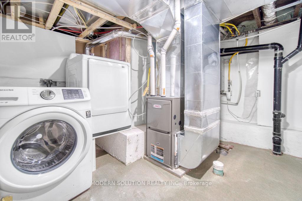 43 Harmony Avenue, Toronto, Ontario  M1K 3L6 - Photo 15 - E12786042