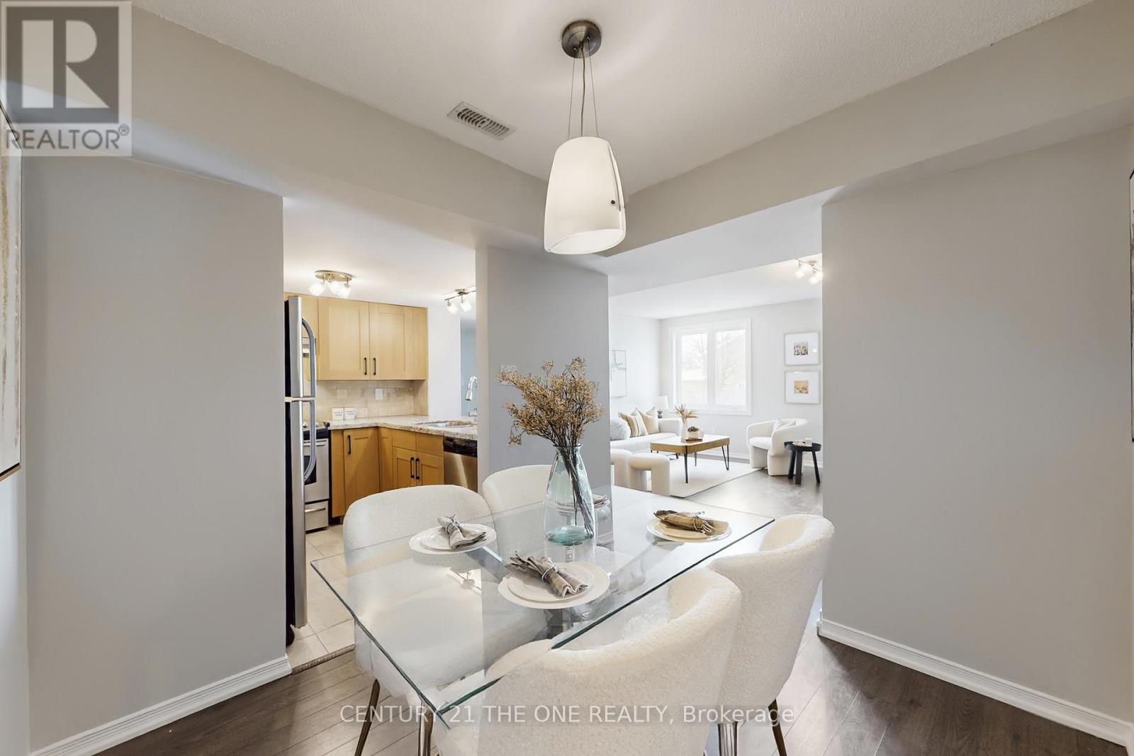 1004 - 75 Weldrick Road E, Richmond Hill, Ontario  L4C 0H9 - Photo 15 - N12778168