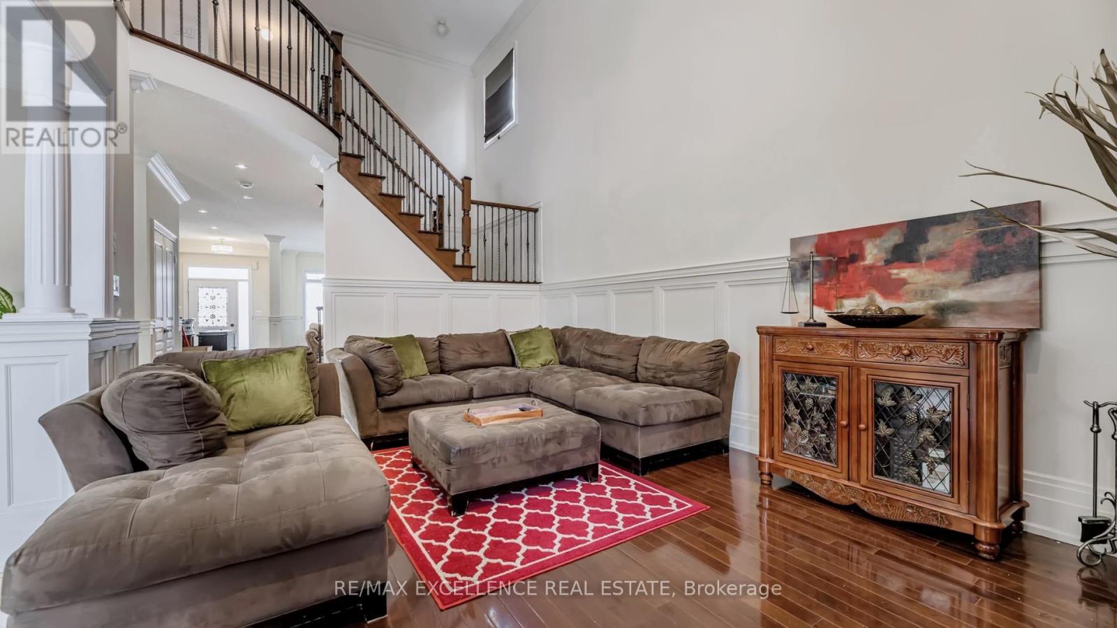 68 Bluffwood Crescent, Brampton, Ontario  L6P 2P3 - Photo 7 - W12785954