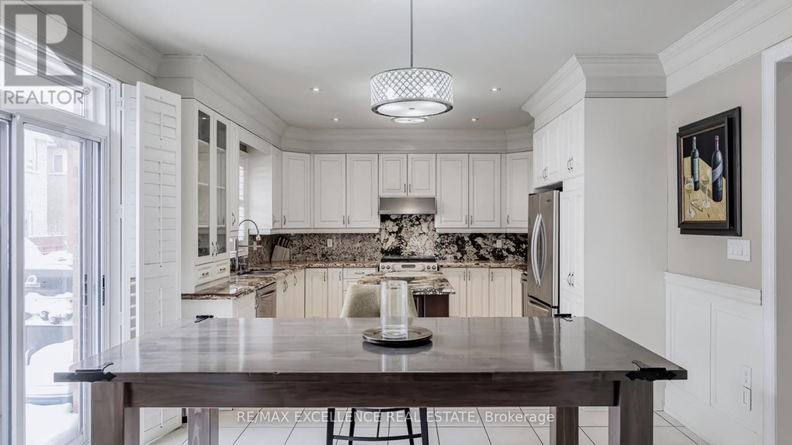 68 Bluffwood Crescent, Brampton, Ontario  L6P 2P3 - Photo 15 - W12785954