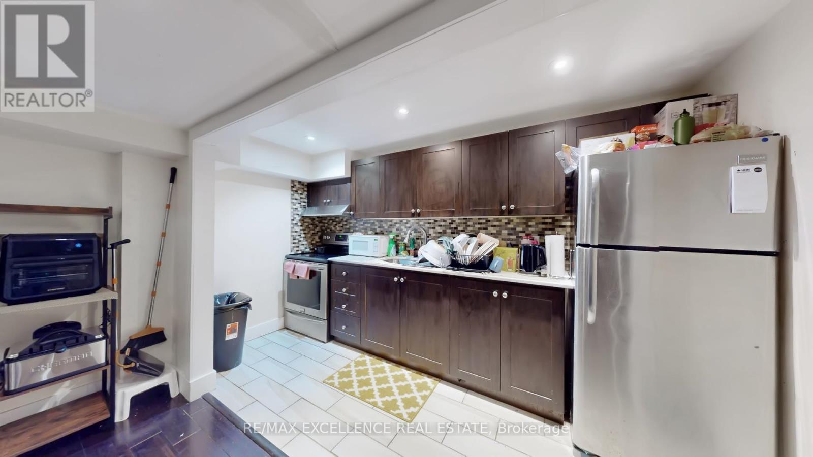 68 Bluffwood Crescent, Brampton, Ontario  L6P 2P3 - Photo 42 - W12785954