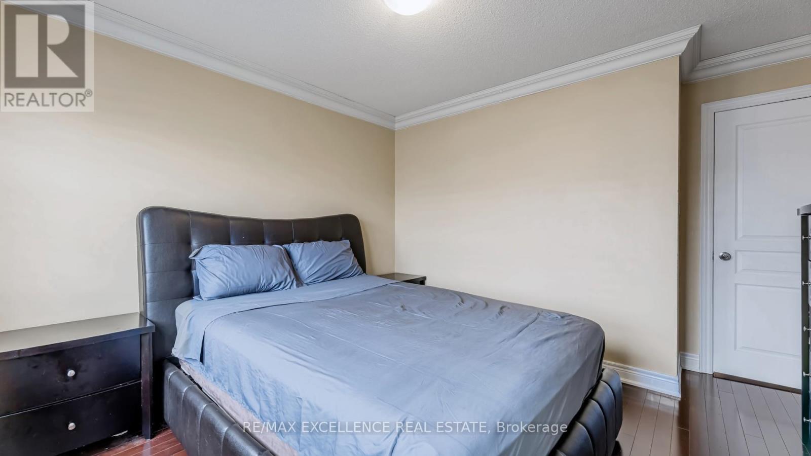 68 Bluffwood Crescent, Brampton, Ontario  L6P 2P3 - Photo 32 - W12785954