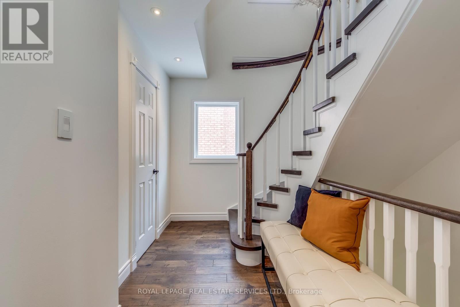 1452 Rimon Street, Mississauga, Ontario  L5V 1T7 - Photo 13 - W12786022