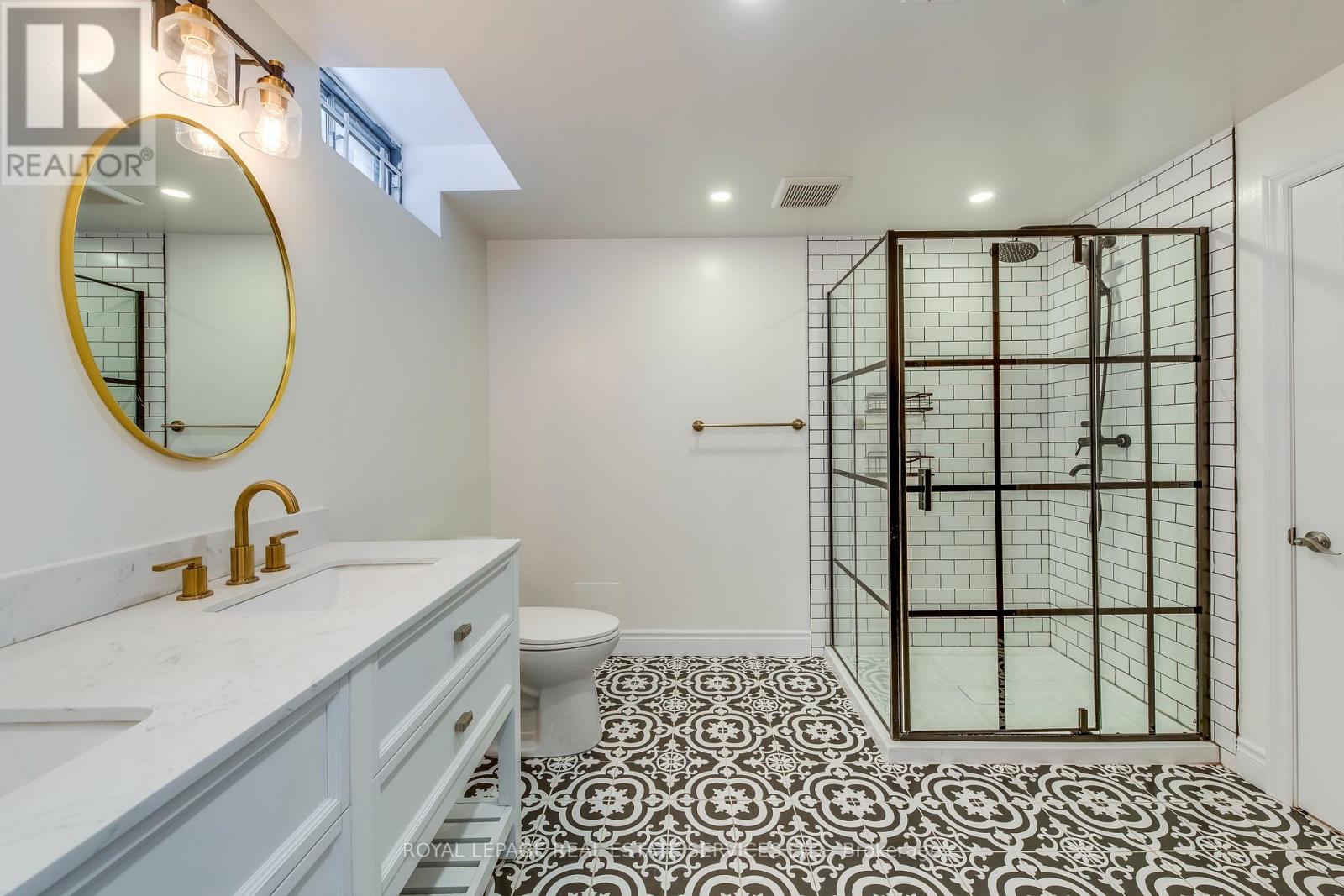 1452 Rimon Street, Mississauga, Ontario  L5V 1T7 - Photo 37 - W12786022