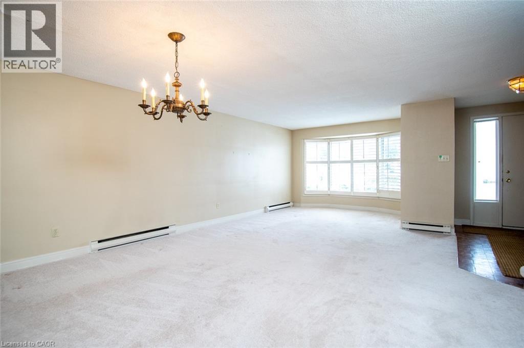 2054 Brant Street Unit# 6, Burlington, Ontario  L7P 3A6 - Photo 7 - 40802217