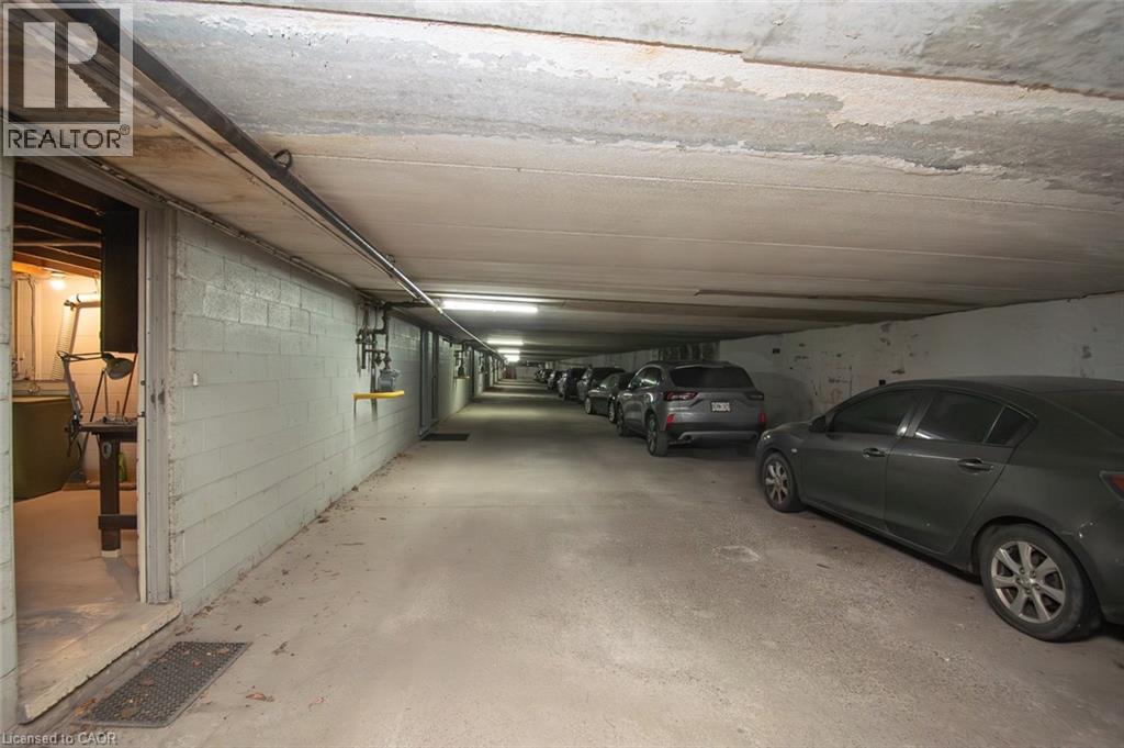 2054 Brant Street Unit# 6, Burlington, Ontario  L7P 3A6 - Photo 38 - 40802217