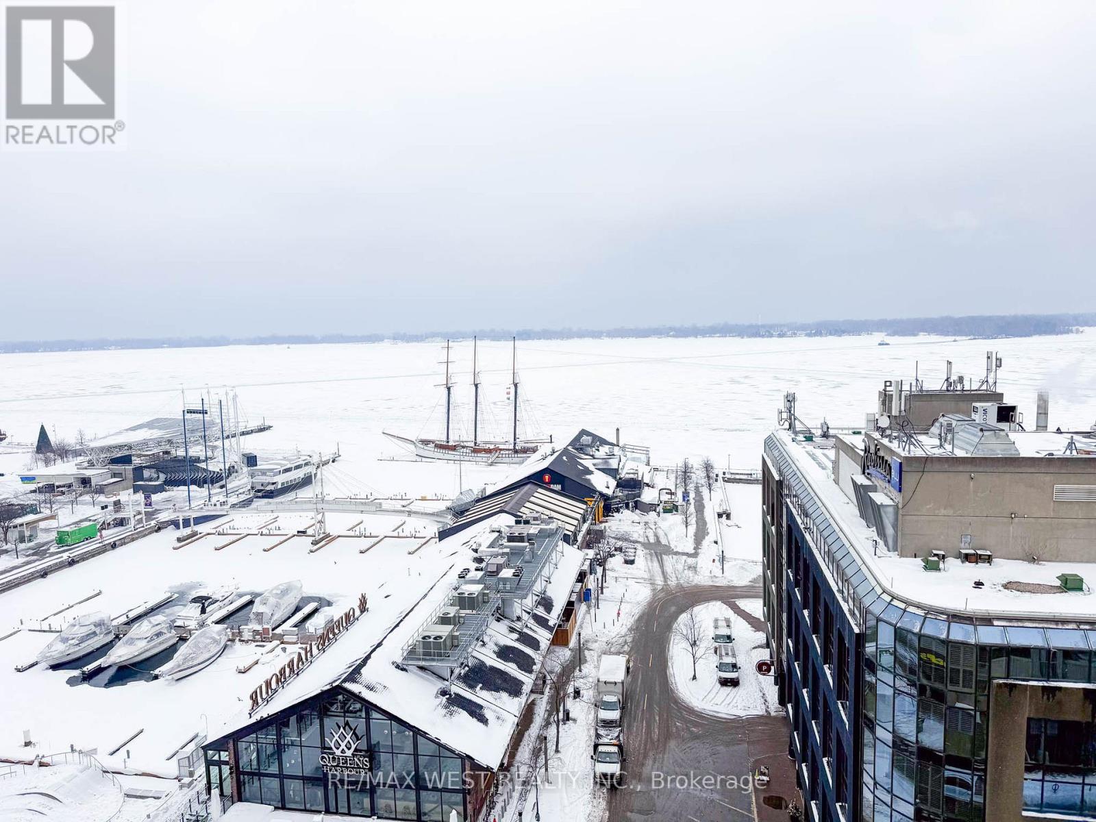 1301 - 260 Queens Quay W, Toronto, Ontario  M5J 2N3 - Photo 29 - C12763350