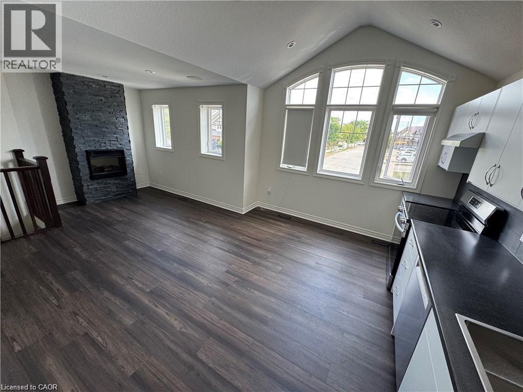 15 Helena Feasby Street Unit# 2, Kitchener, Ontario  N2E 4L4 - Photo 3 - 40805041