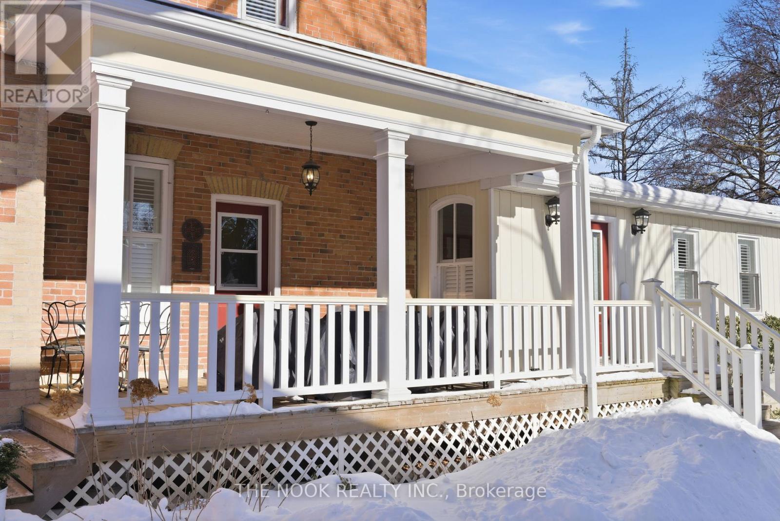 39 Centre Street, Clarington (Bowmanville), Ontario  L1C 2Y2 - Photo 3 - E12786078