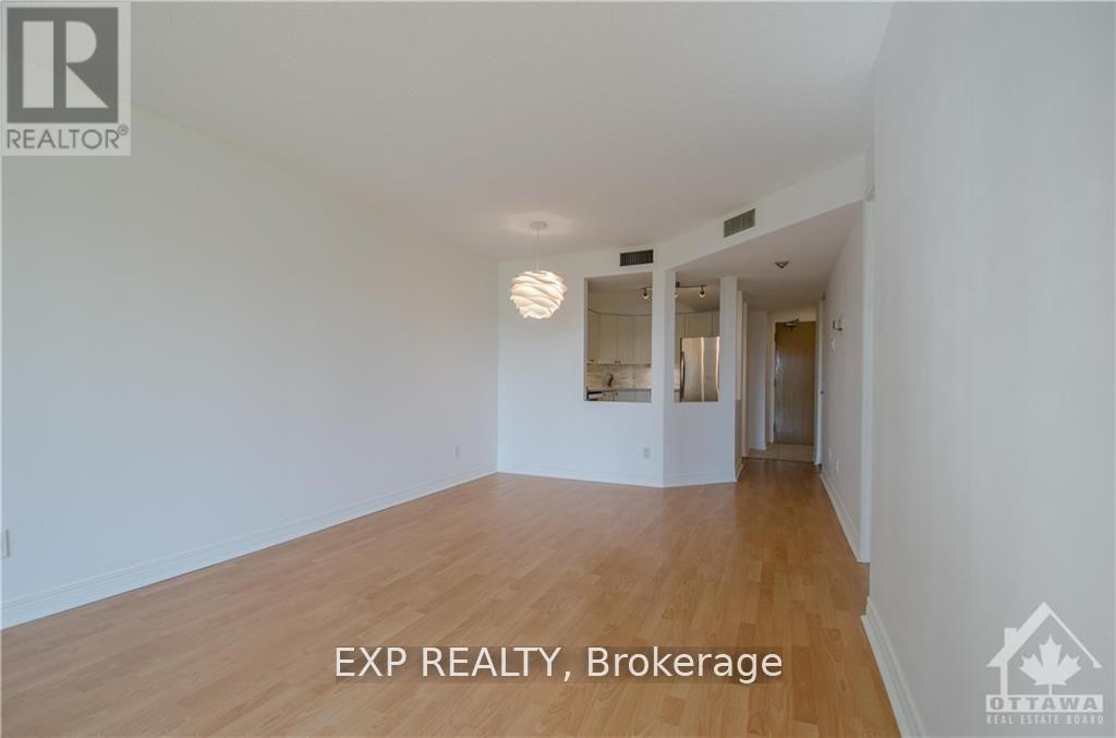 Unit 105 - 550 Cambridge Street, Ottawa, Ontario  K1S 5N3 - Photo 6 - X12786074