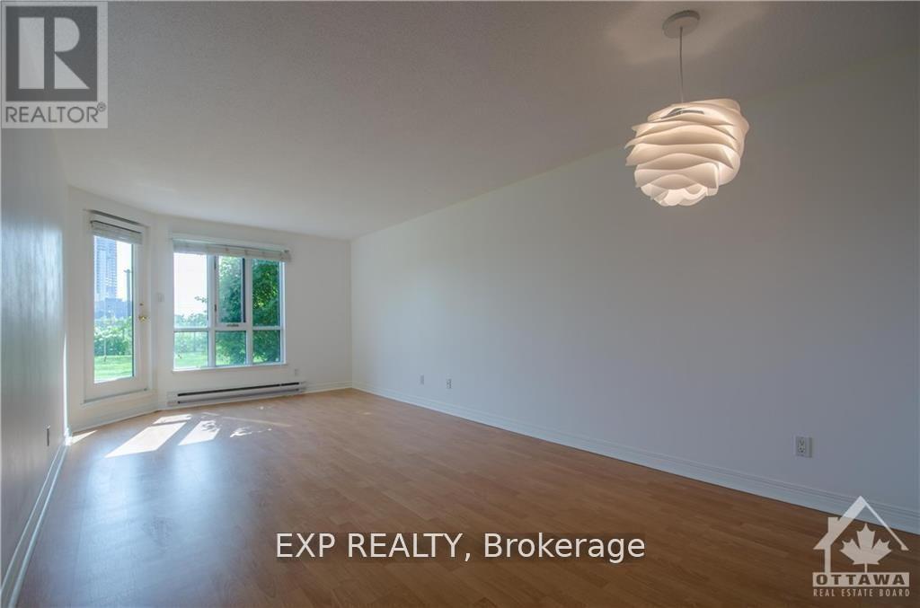 Unit 105 - 550 Cambridge Street, Ottawa, Ontario  K1S 5N3 - Photo 7 - X12786074