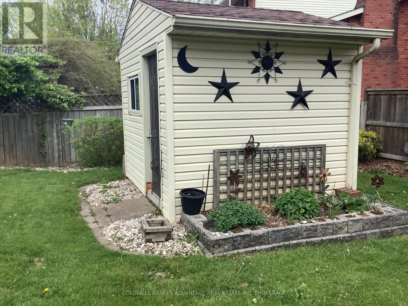 28 Dixon Crescent, Welland, Ontario  L3C 6P4 - Photo 40 - X12786052