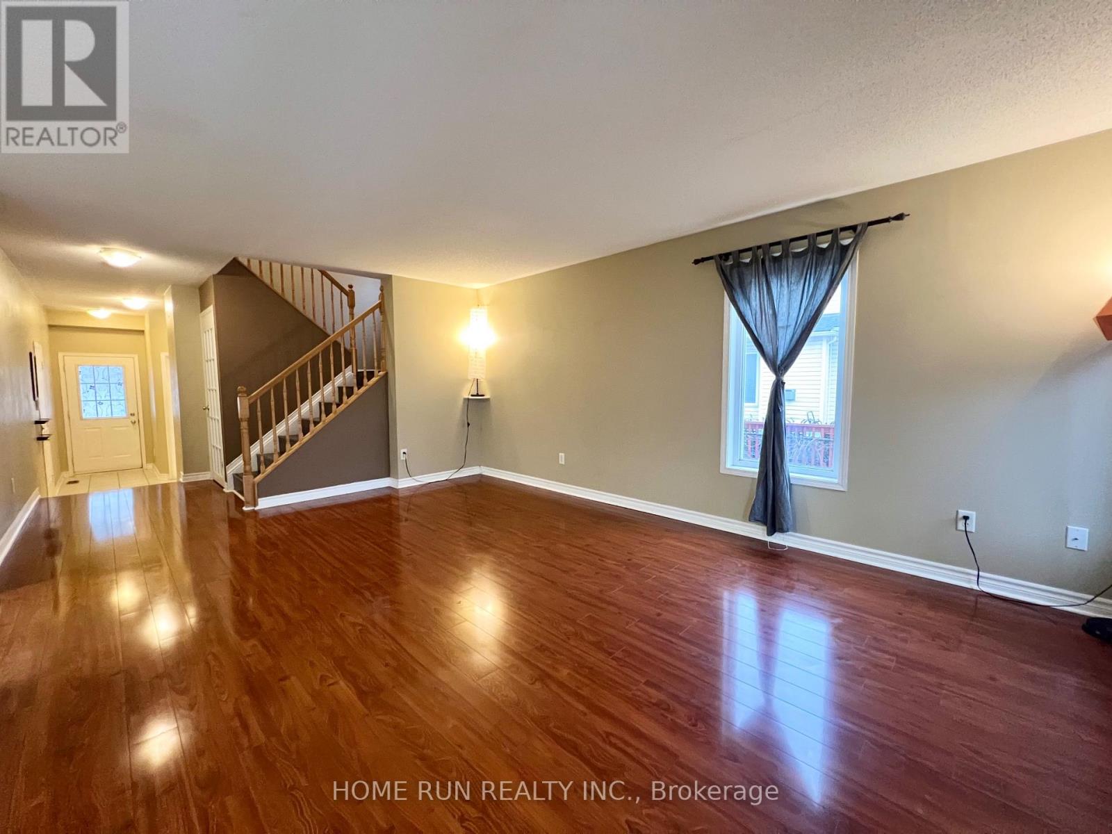 21 Karendale Street, Ottawa, Ontario  K2G 6V7 - Photo 12 - X12604844