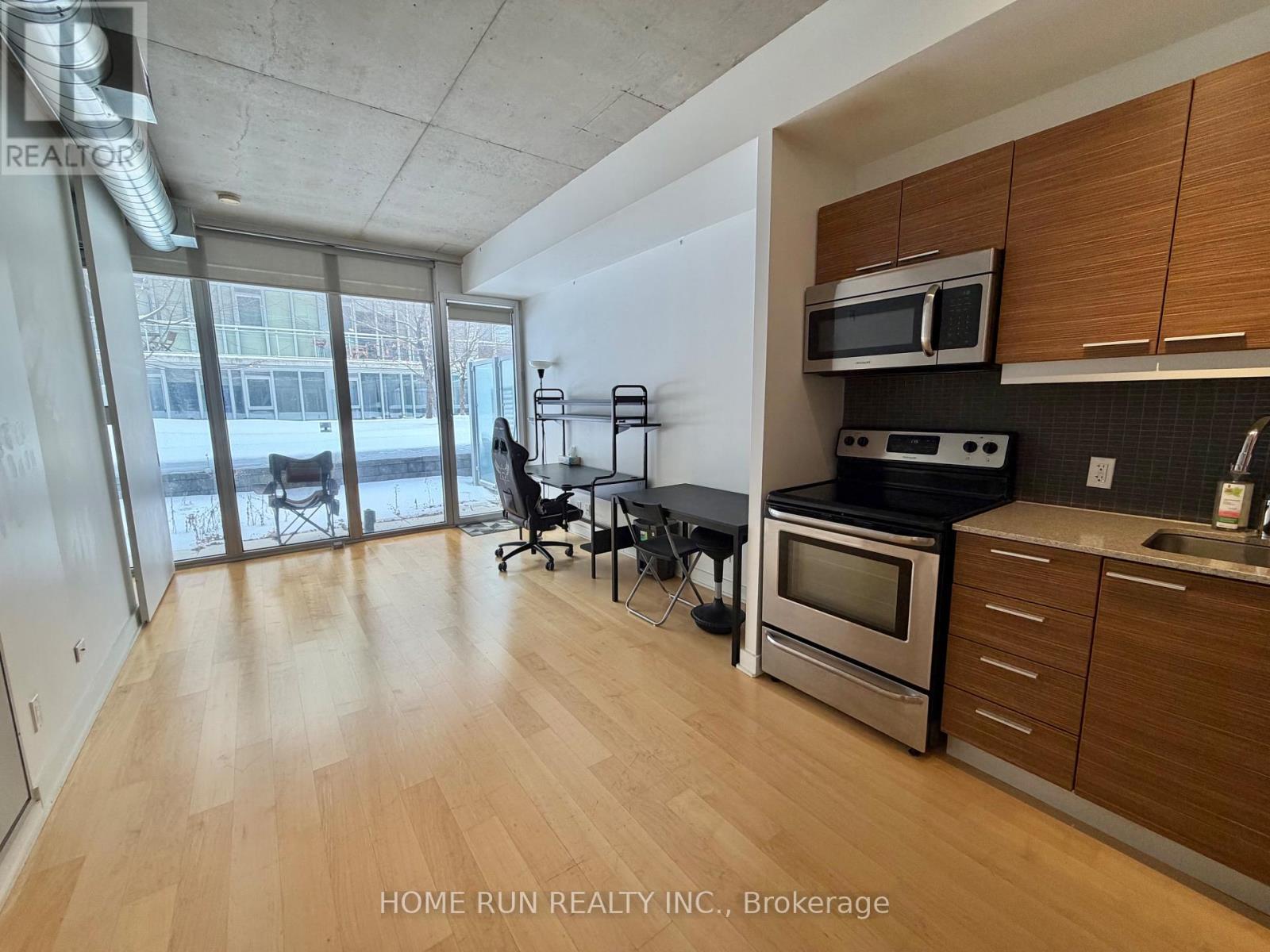 210 - 354 Gladstone Avenue, Ottawa, Ontario  K2P 0R4 - Photo 12 - X12649186