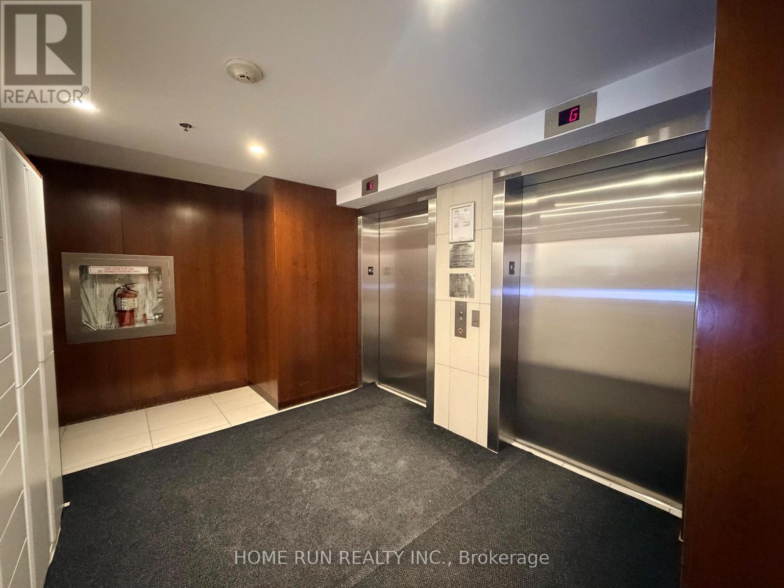 210 - 354 Gladstone Avenue, Ottawa, Ontario  K2P 0R4 - Photo 9 - X12649186