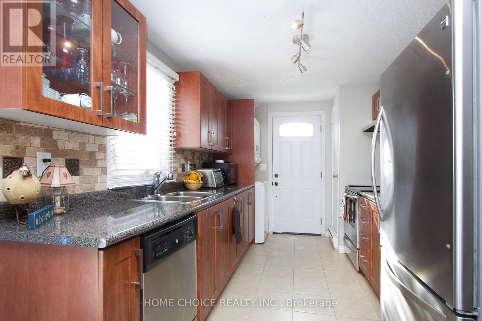 3 Heritage Lane, Clarington, Ontario  L1B 1A5 - Photo 11 - E12786056