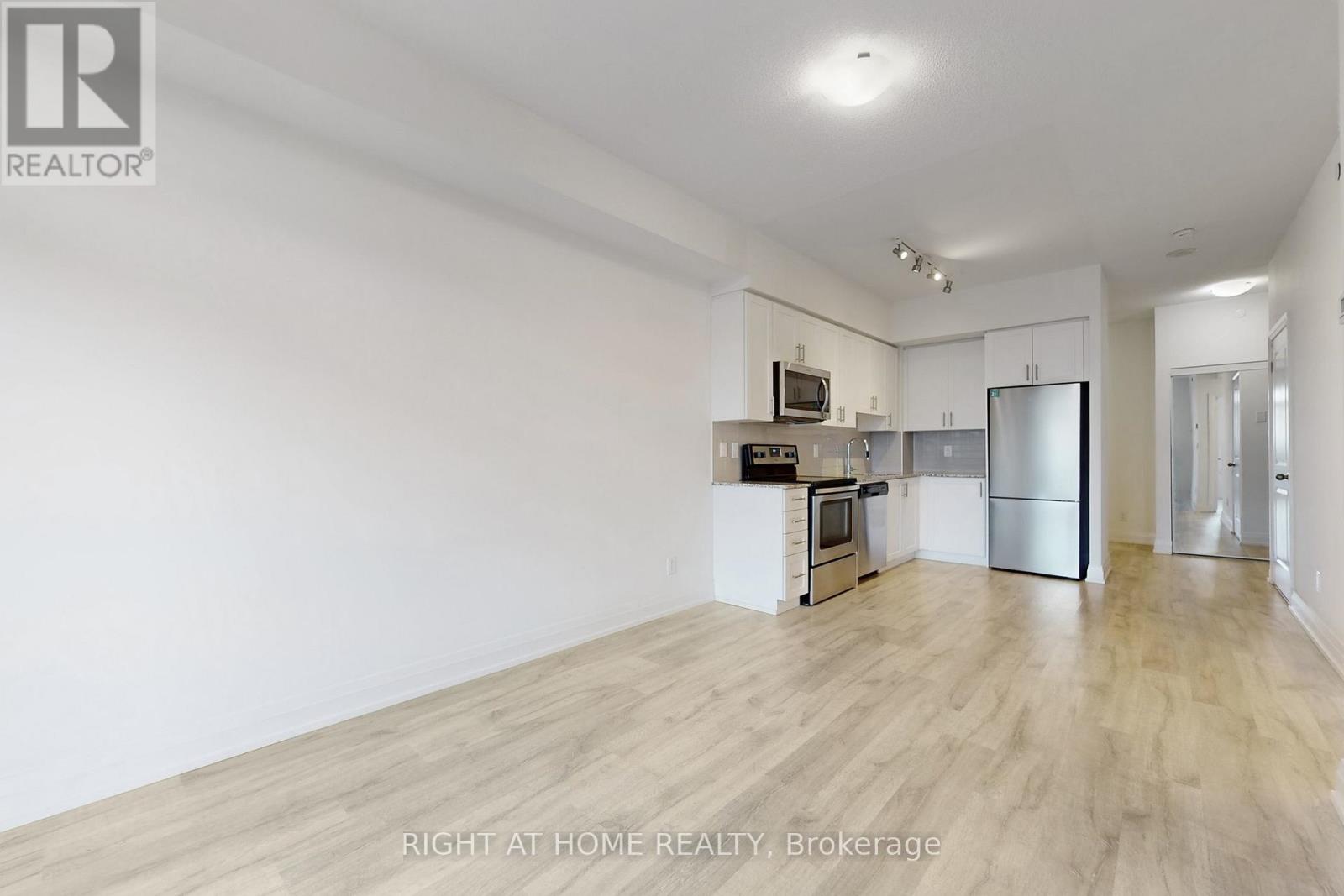 1606 - 3700 Highway 7 Road, Vaughan, Ontario  L4L 0G8 - Photo 9 - N12786060