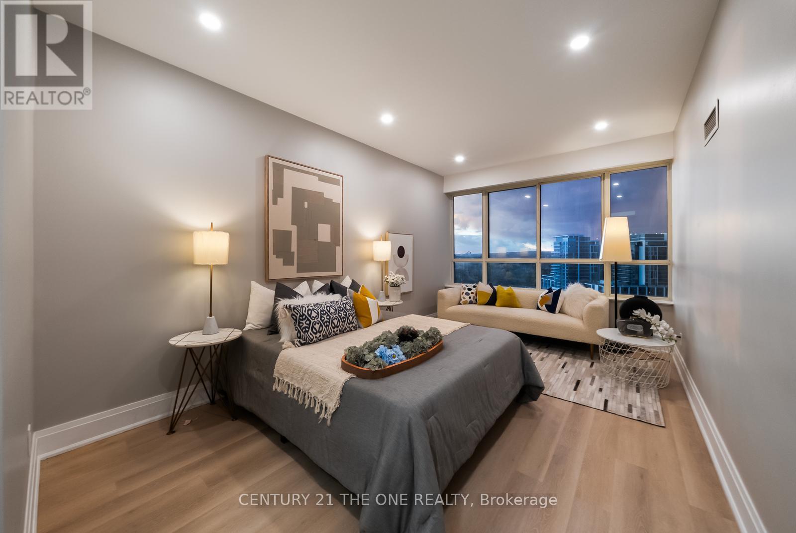 Ph03 - 33 Weldrick Road E, Richmond Hill, Ontario  L4C 8W4 - Photo 41 - N12786064