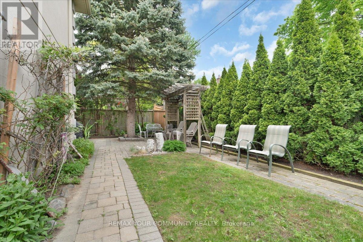 1 Marshfield Court, Toronto (Banbury-Don Mills), Ontario  M3C 2E2 - Photo 35 - C12753796