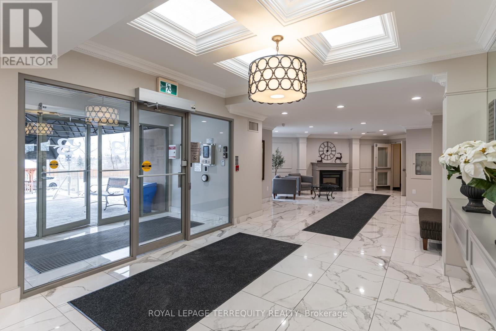 212 - 2085 Amherst Heights Drive, Burlington, Ontario  L7P 5C2 - Photo 10 - W12726362