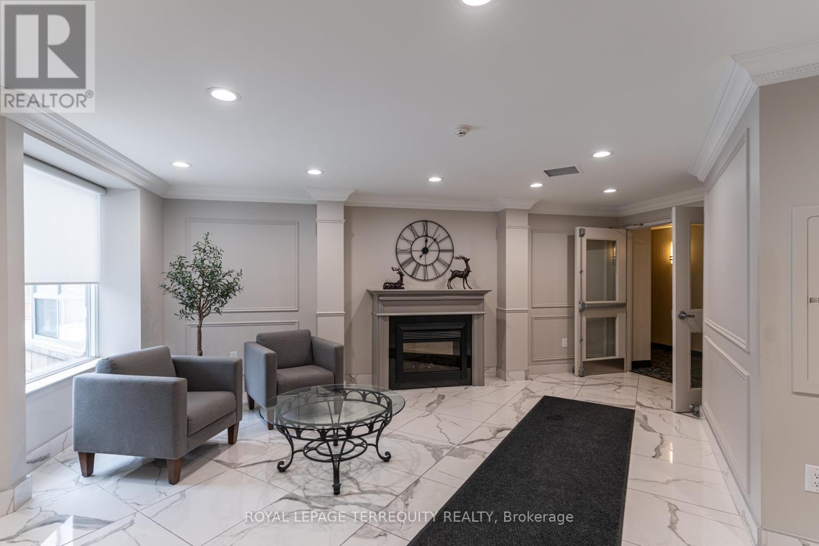 212 - 2085 Amherst Heights Drive, Burlington, Ontario  L7P 5C2 - Photo 11 - W12726362